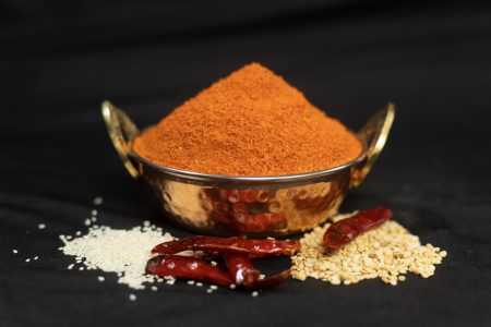 Andhra Kaaram Podi / Madras Molagai Podi / Idli Podi